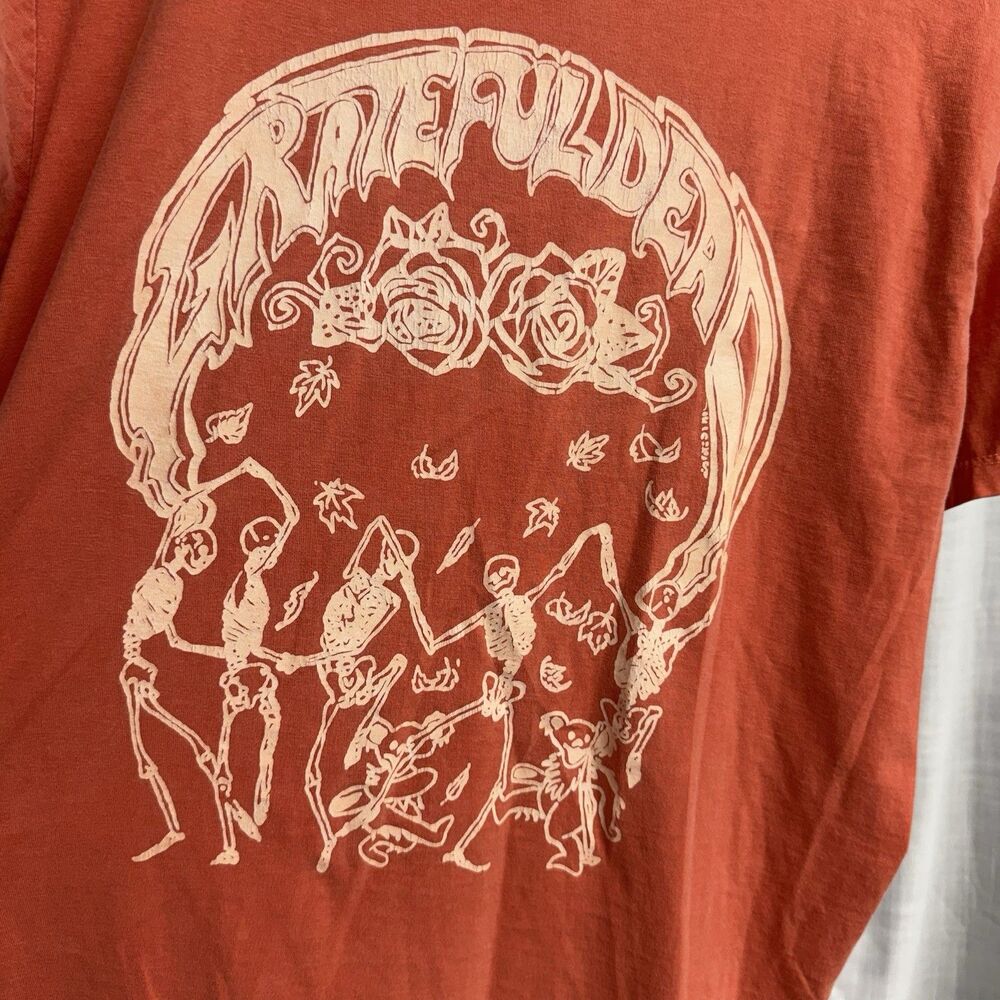 2024 Grateful Dead M/L Coral Dancing Skeleton & Rose Design - Picture 2 of 4